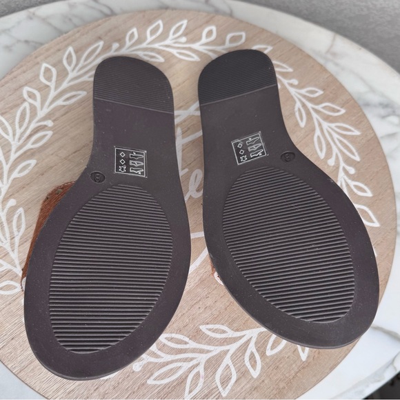Myra Cowhide,Genuine Leather darling slide sandals,soft warm brown color SZ 8.5 - Picture 6 of 6